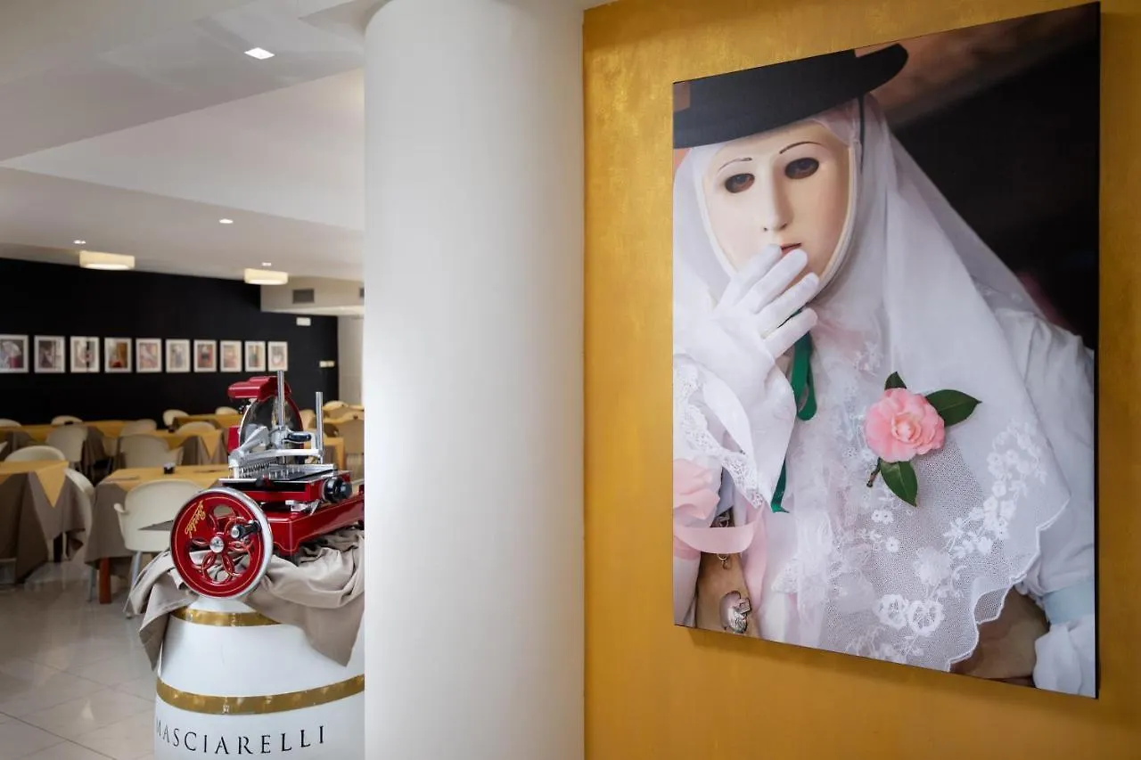Hotel San Teodoro Сан-Теодоро